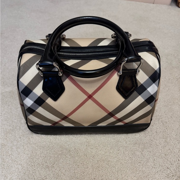 💯 Authentic Burberry nova check bowling bag - Picture 1 of 8